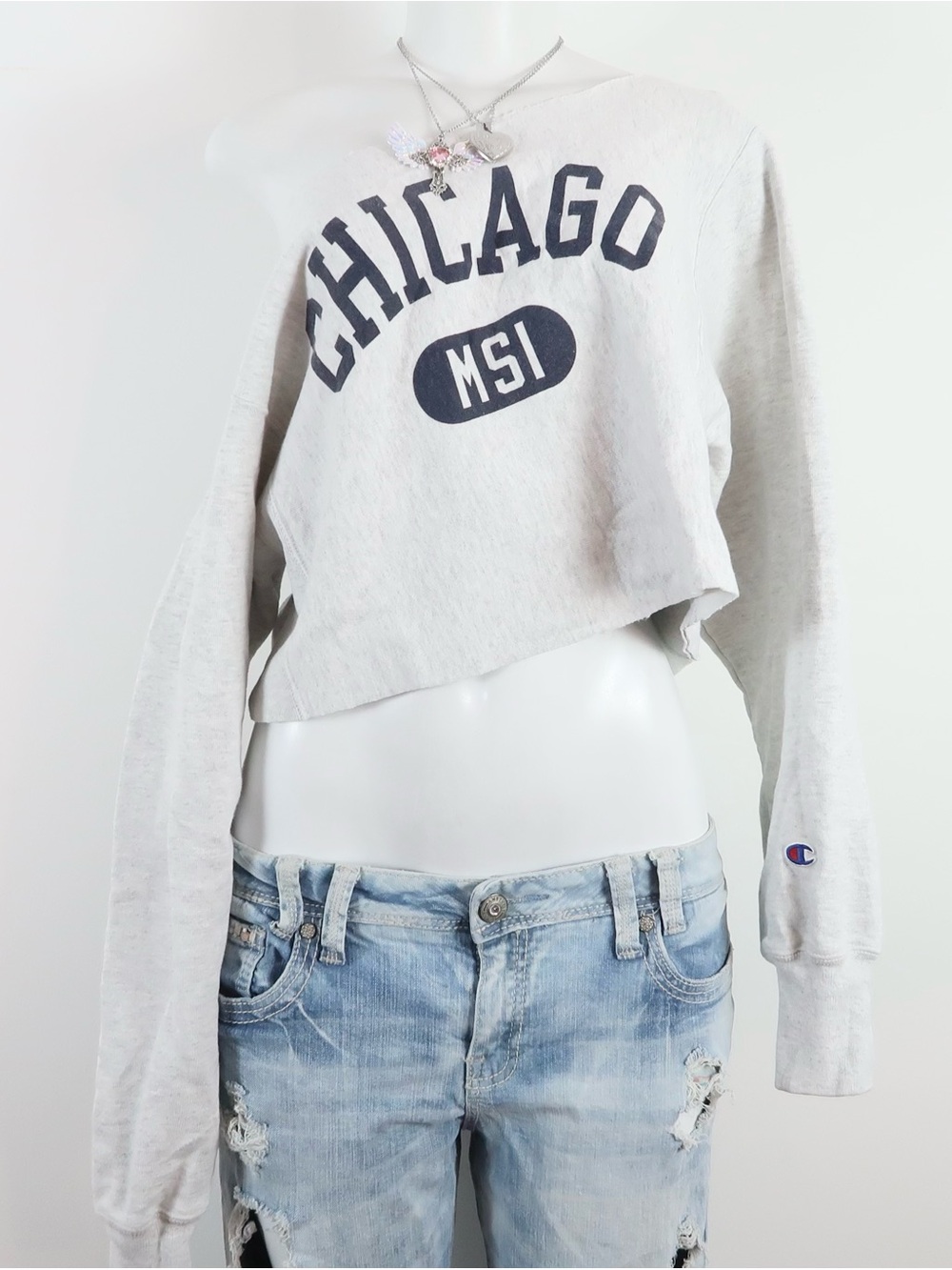 Champion Cropped Sweatshirt in Light Gray with Navy Chicago Print